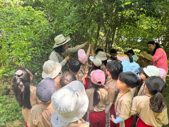 달 뜨는 산을 노래하다.png